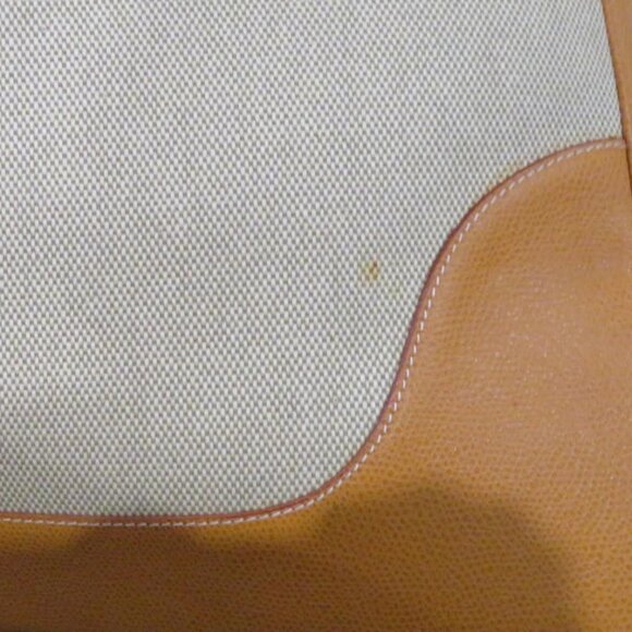 REINA Italian Leather Tan Leather Trim Beige Canvas Shoulder Bag - Picture 9 of 10